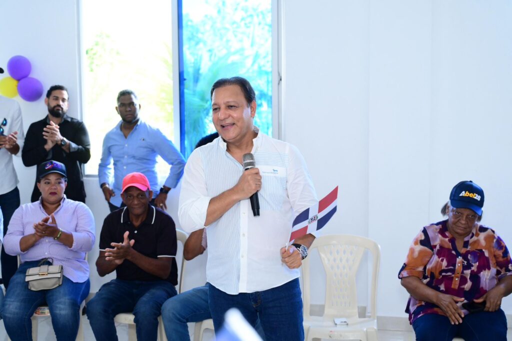 Abel Martínez: “Nos toca reencontrarnos con la sociedad y trabajar en la reconstrucción del PLD y no en su división”