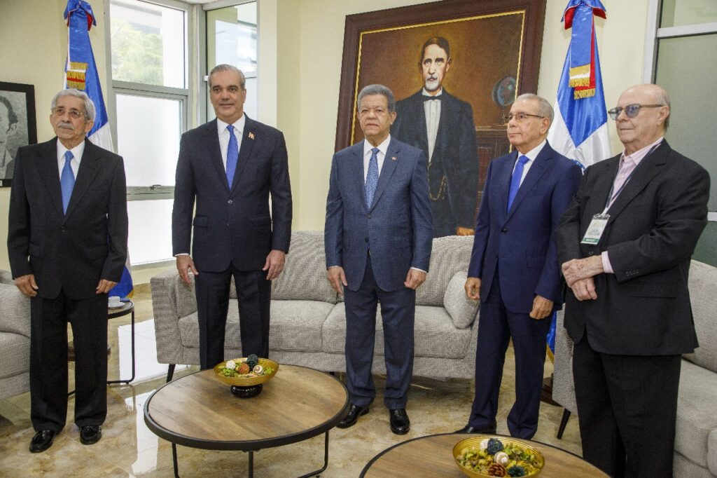 Presidente Abinader convoca a la unidad nacional ante crisis de Haití: “Este es un deber que trasciende generaciones y colores políticos”