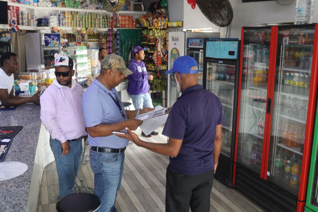 Autoridades desmantelan fraude eléctrico en comercios de La Romana