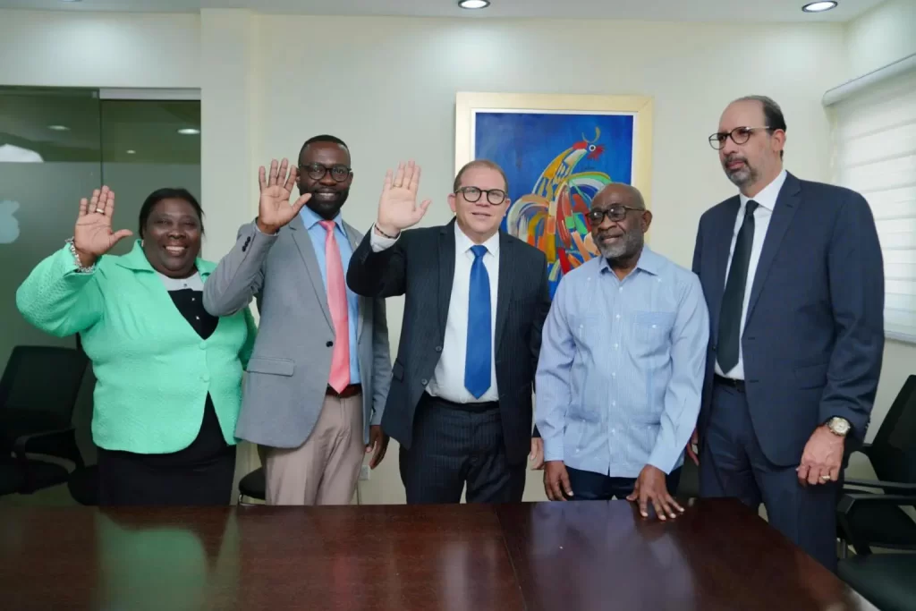 Diputados de FP reeligen a Rafael Castillo como su vocero en la CD