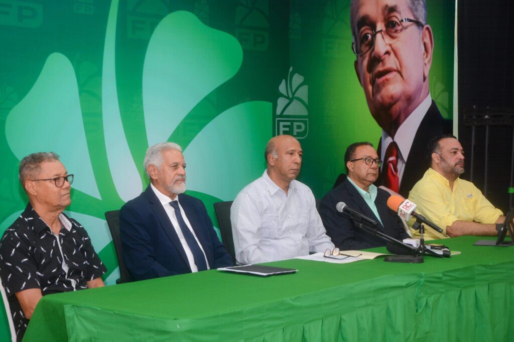 Fuerza del Pueblo denuncia que el gobierno manipula cifras sobre reducción de la pobreza