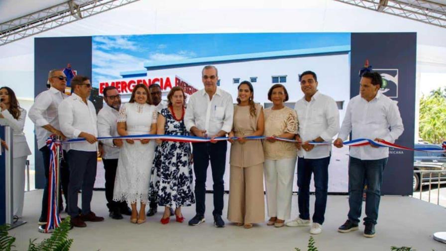 Presidente Abinader inaugura ampliación Área de Internamiento Hospital Regional Luis Morillo King, que beneficiará a más de 500 mil personas