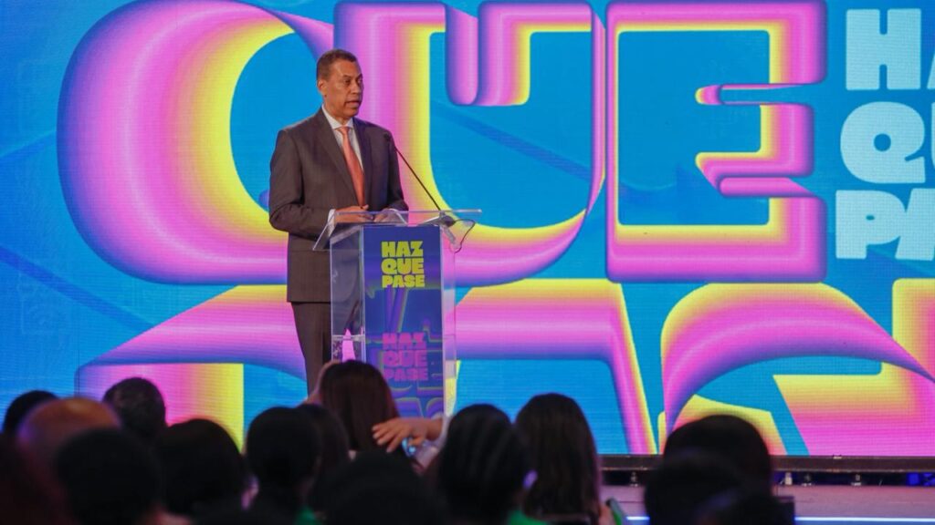 Guido Gómez Mazara lamenta 64% informaciones aparecen en Redes “sean falsas”; anuncia jornada educativa tecnológica para miles jóvenes de RD