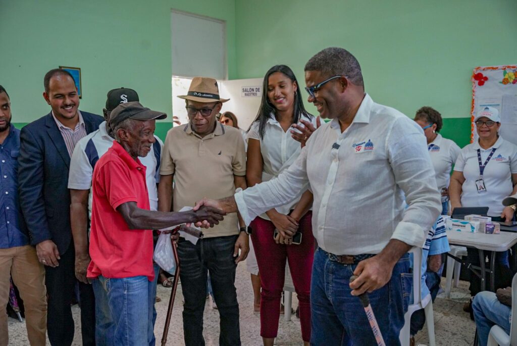 Robert Polanco asegura que Propeep trabaja día y noche llevando soluciones de calidad a los más necesitados