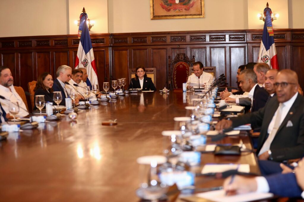 Vicepresidenta Raquel Peña y ministro Paliza encabezan quincuagésimo segundo Consejo de Ministros