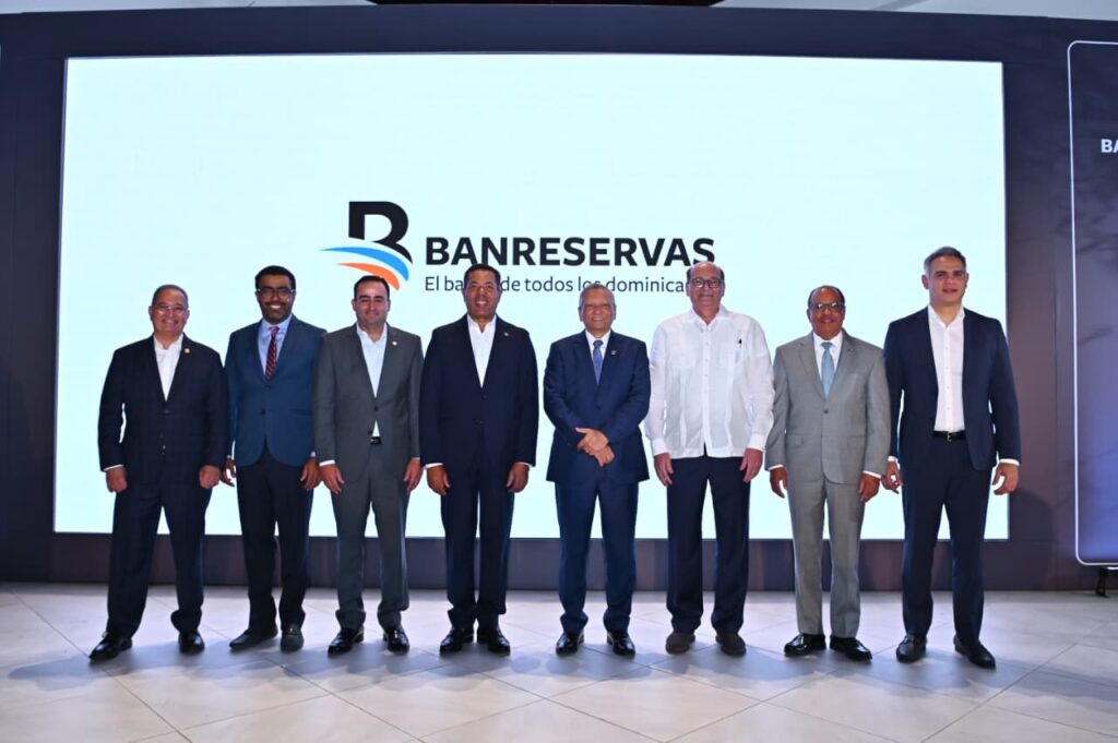 Aguilera anuncia que Banreservas dispone de RD$7,000 millones para financiar a sectores productivos con tasas especiales