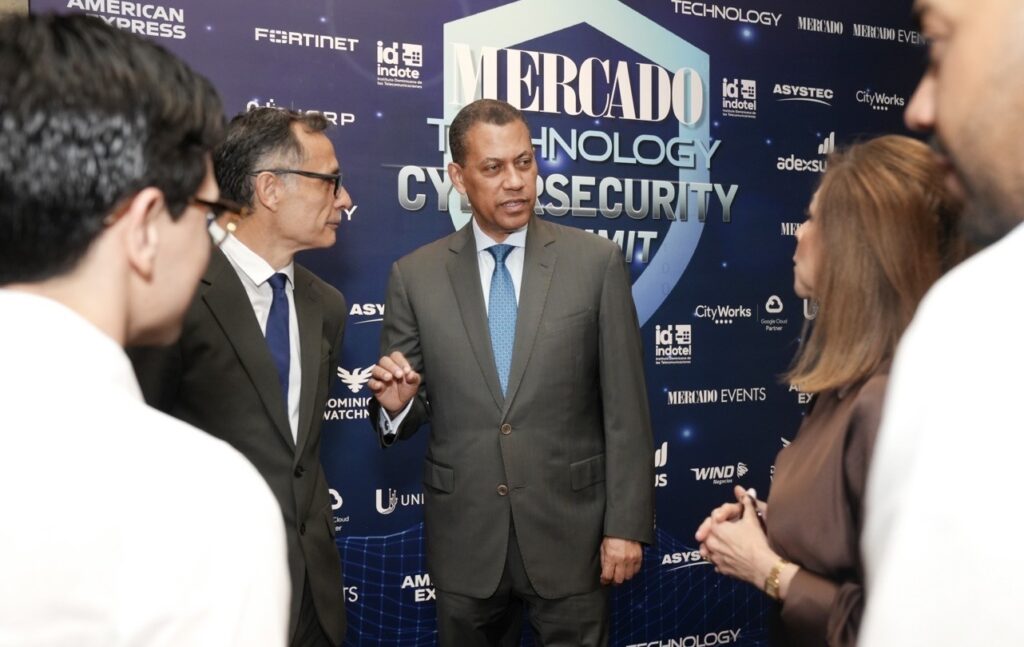 INDOTEL impulsa formación en ciberseguridad tras mil millones de intentos de ciberataques en RD