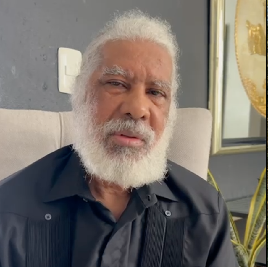 Juan Hubieres desmiente aumento de pasajes en transporte público de zona norte de Santo Domingo