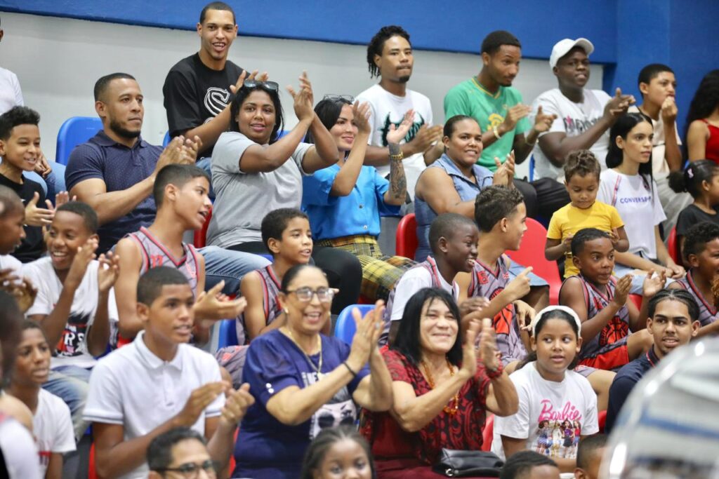 Presidente Abinader entrega nuevo Polideportivo Isabelita, Prof. Virgilio Frías, atendiendo una demanda de más de 40 años