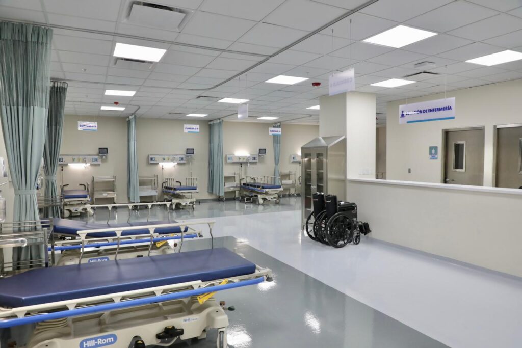 Presidente Abinader entrega moderno Hospital Regional Universitario Dr. Ángel María Gatón con 329 camas, que transforma la atención en salud en el Nordeste