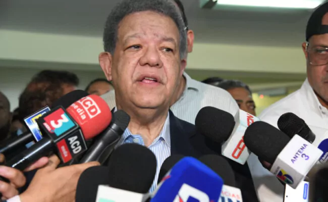 Leonel Fernández afirma apagón general aumenta la indignación del pueblo; dice ineficiencia del gobierno del PRM no puede ser mayor