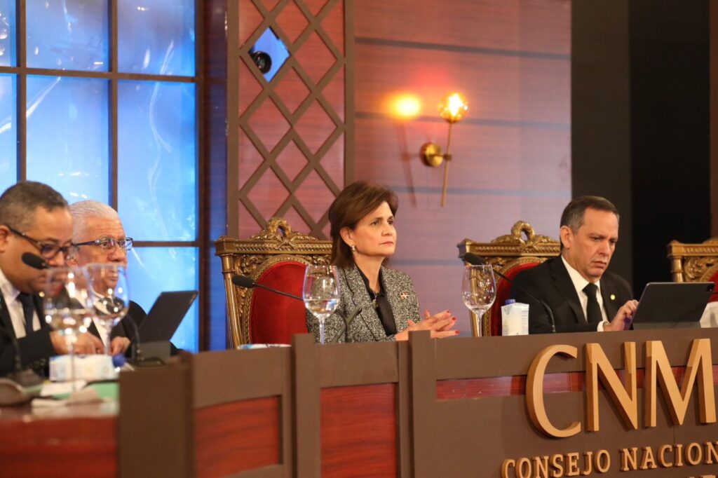 Vicepresidenta Raquel Peña encabeza en estos momentos la tercera sesión de vistas públicas del Consejo Nacional de la Magistratura para llenar vacantes en la SCJ y el TSE