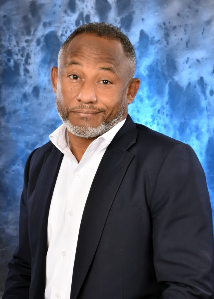 Crónica desde «la Casa de Alofoke»