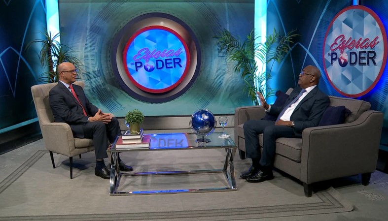 Sociólogo Cándido Mercedes: El voto militar implica una reforma constitucional