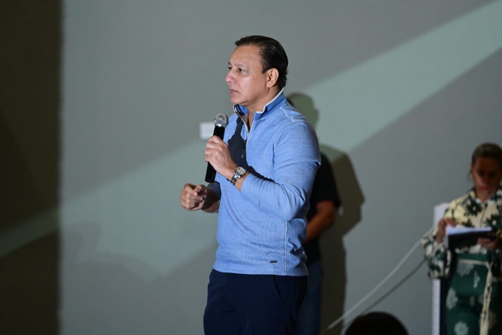 Abel Martínez: “El dinero del pueblo debe volver en obras y bienestar al pueblo y no al bolsillo de unos cuantos” 