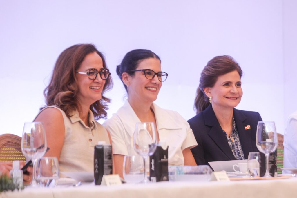 Raquel Peña encabeza reconocimiento “Agroempresa del Año 2025” otorgado a CAEI