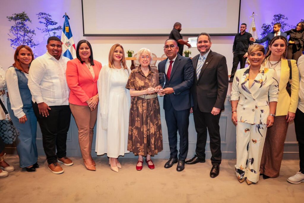 DA gana por segunda año consecutivo concurso Dominicana sin Corrupción