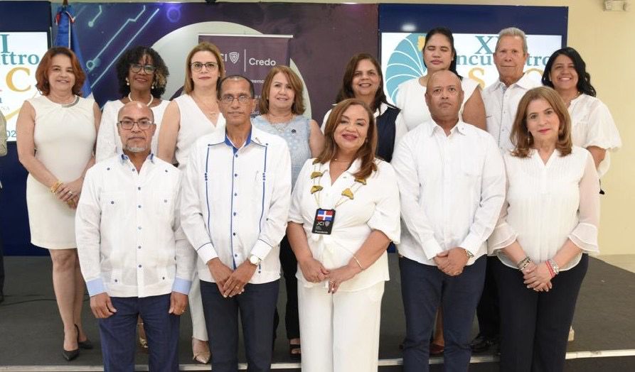 Juramentan nueva directiva del Senado JCI República Dominicana