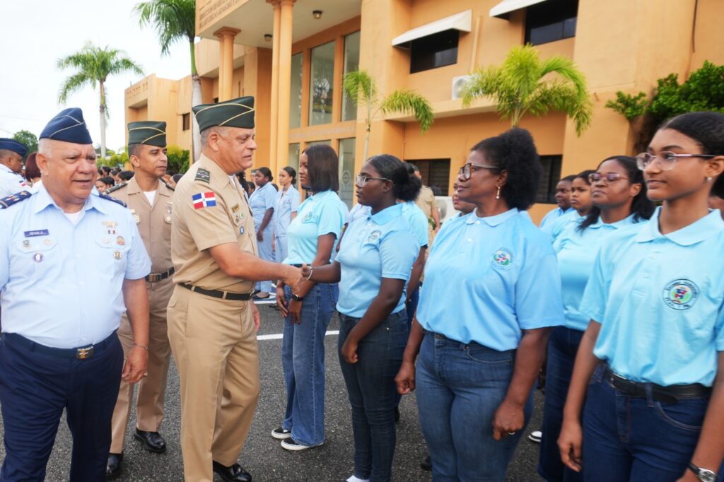 Ministerio de Defensa abre el año escolar 2026 de las Escuelas Vocacionales como eje de inclusión, productividad y desarrollo nacional