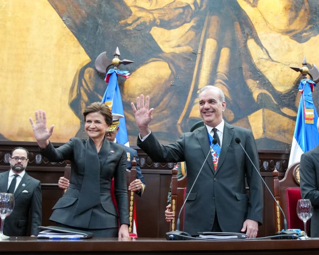 Presidente Luis Abinader reafirma compromiso con la transparencia y presenta Meta RD 2036