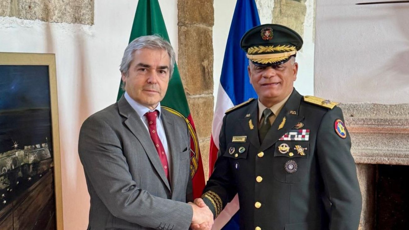 República Dominicana y Portugal firman contrato para adquisición de cuatro patrulleros de altura Clase “Tejo”