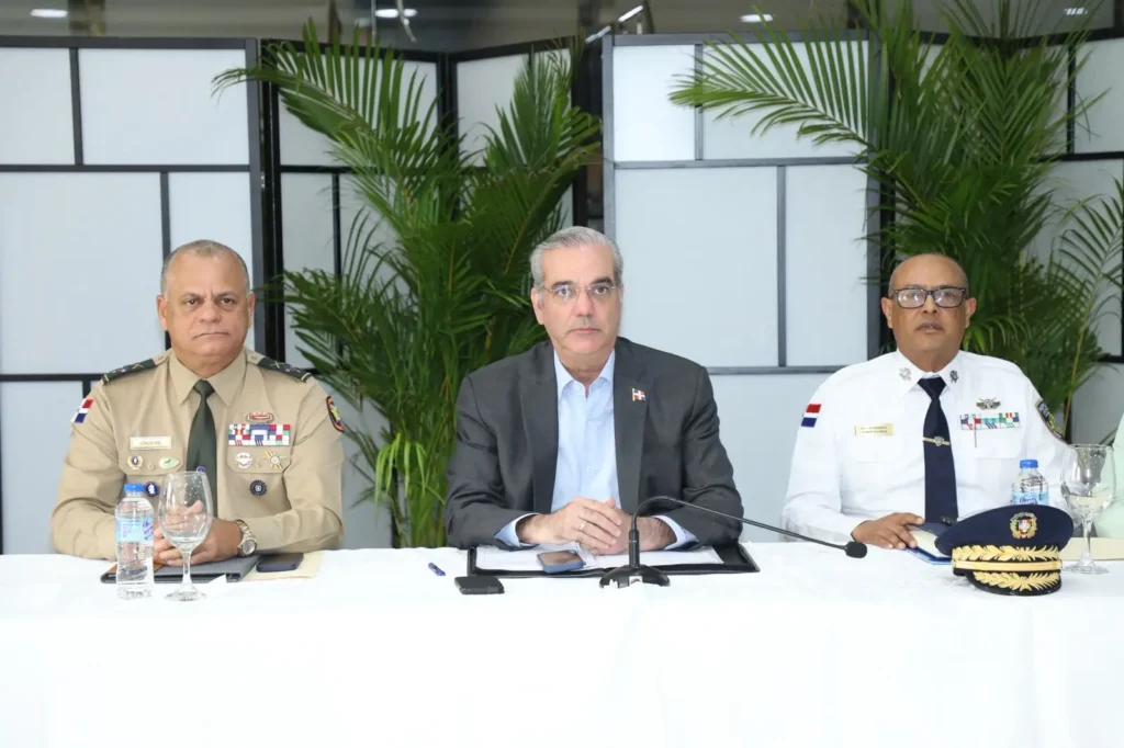 Presidente Abinader encabeza reunión de seguimiento al Plan de Seguridad Ciudadana