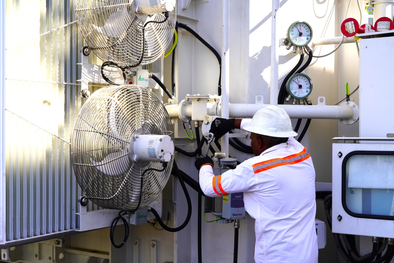 Edesur continúa este martes desarrollo de obras para habilitar subestaciones eléctricas del Distrito Nacional